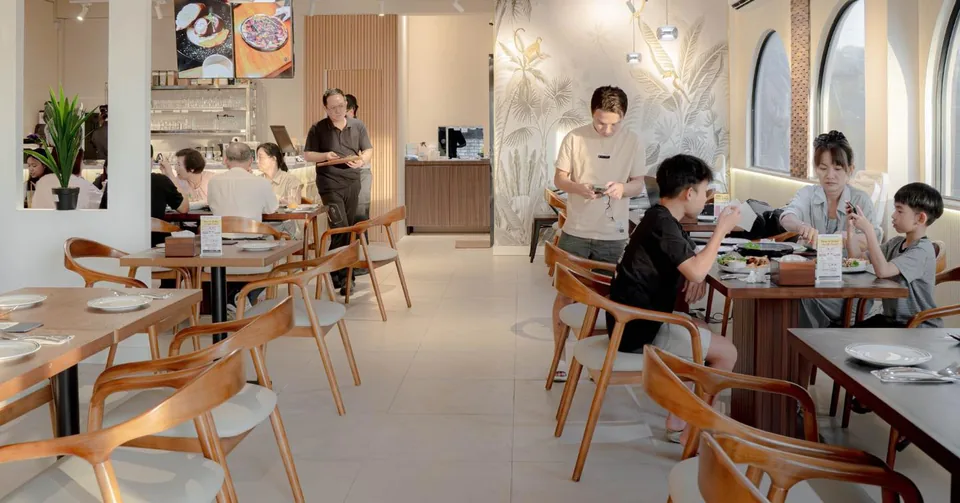 Chefway Café Miri dining room